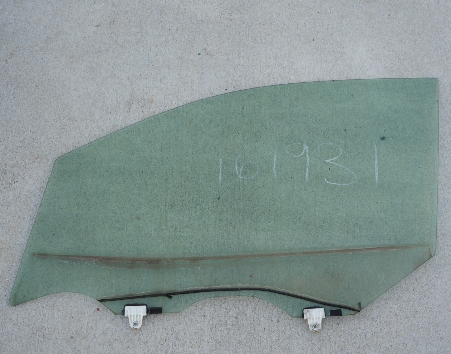 2011-2017 Nissan Quest OEM LEFT Front Door Window Glass Panel