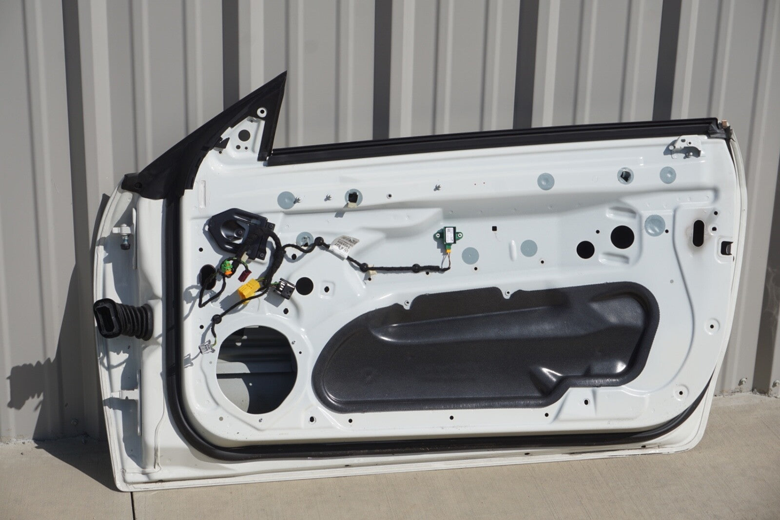 11-17 Mercedes W207 E550 E350 Convertible Right Passenger Side Door Shell OEM
