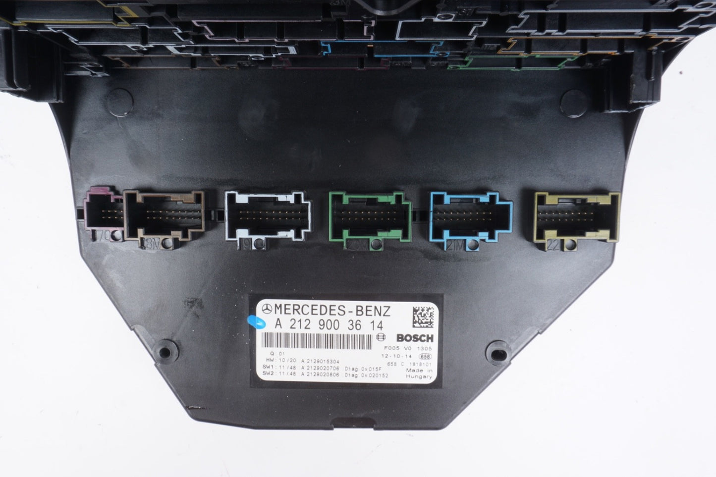 10-20 Mercedes W207 E350 SLK250 CLS63 Front SAM Module Relay Fuse Box OEM