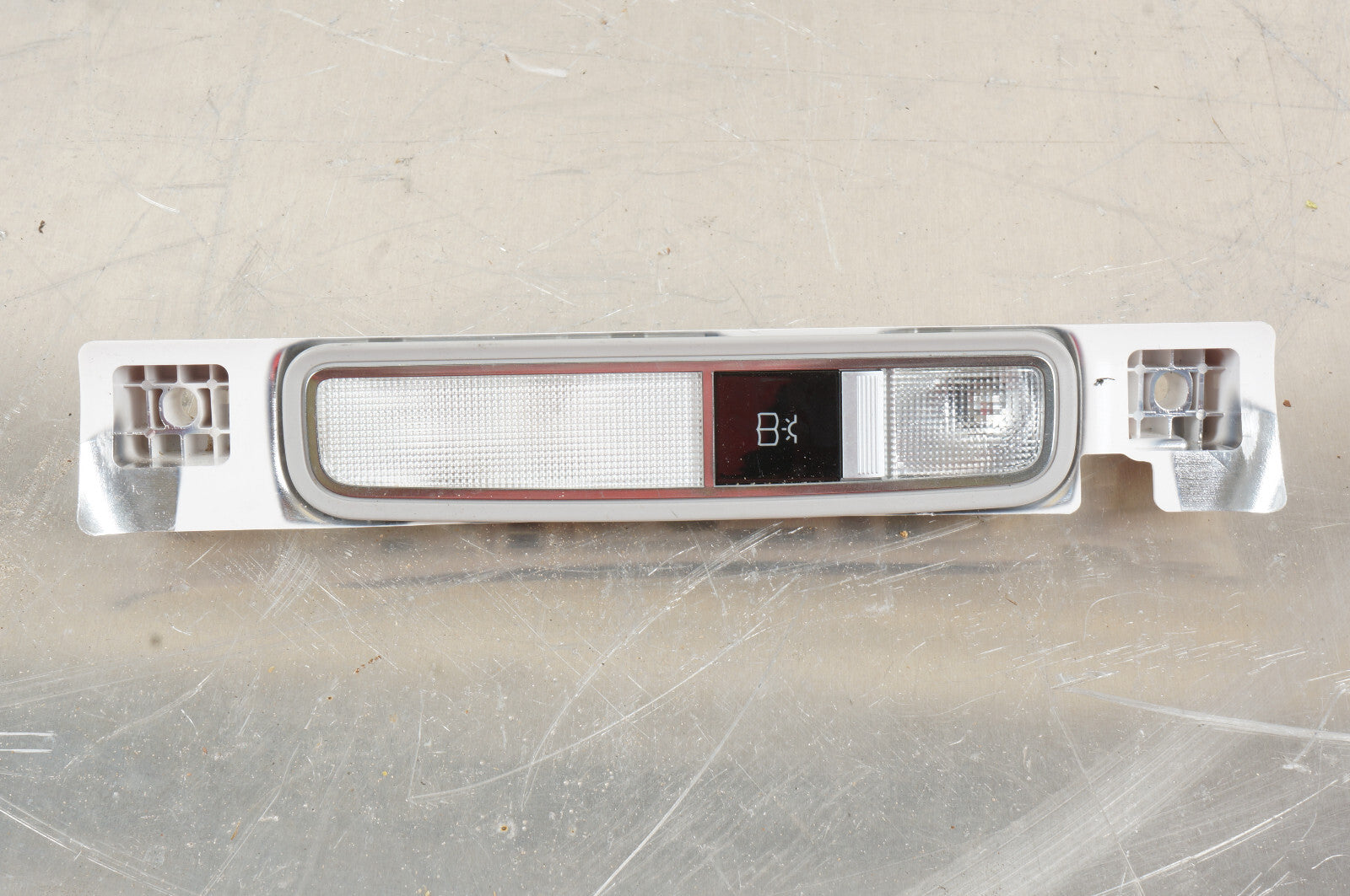 2007 - 2013 MERCEDES S550 W221 REAR CEILING LIGHT LAMP 161483-01 OEM