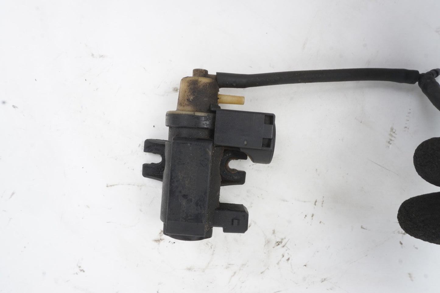 07-10 OEM BMW E82 E92 N54 Turbo Charger Air Pressure Boost Solenoid Valve SET