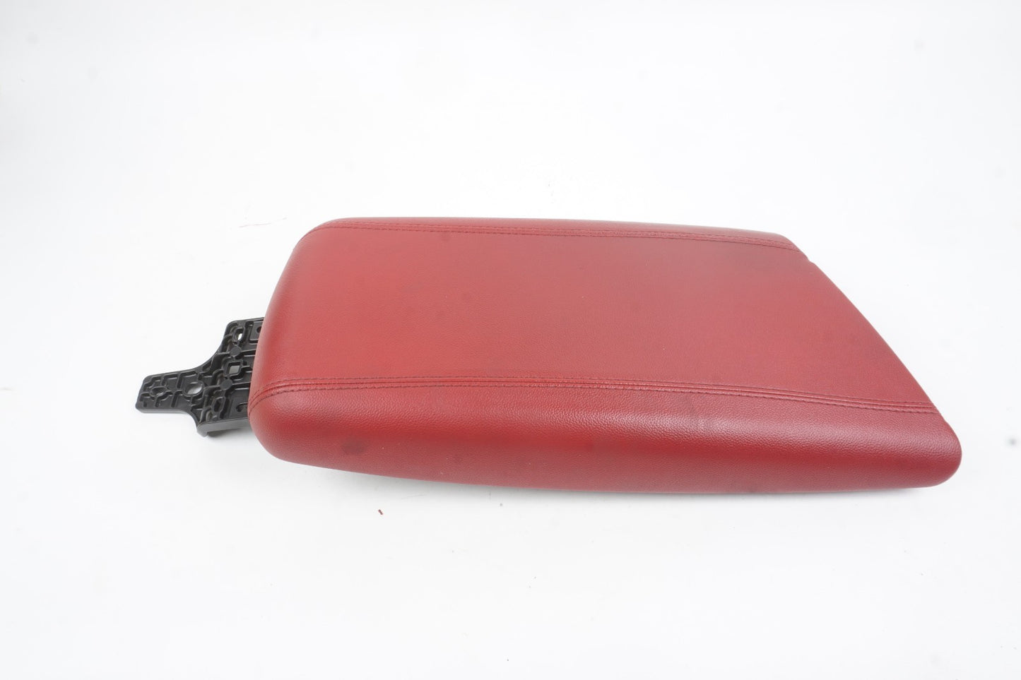 2017-2023 ALFA ROMEO STELVIO FRONT CENTER CONSOLE LID ARM REST RED OEM