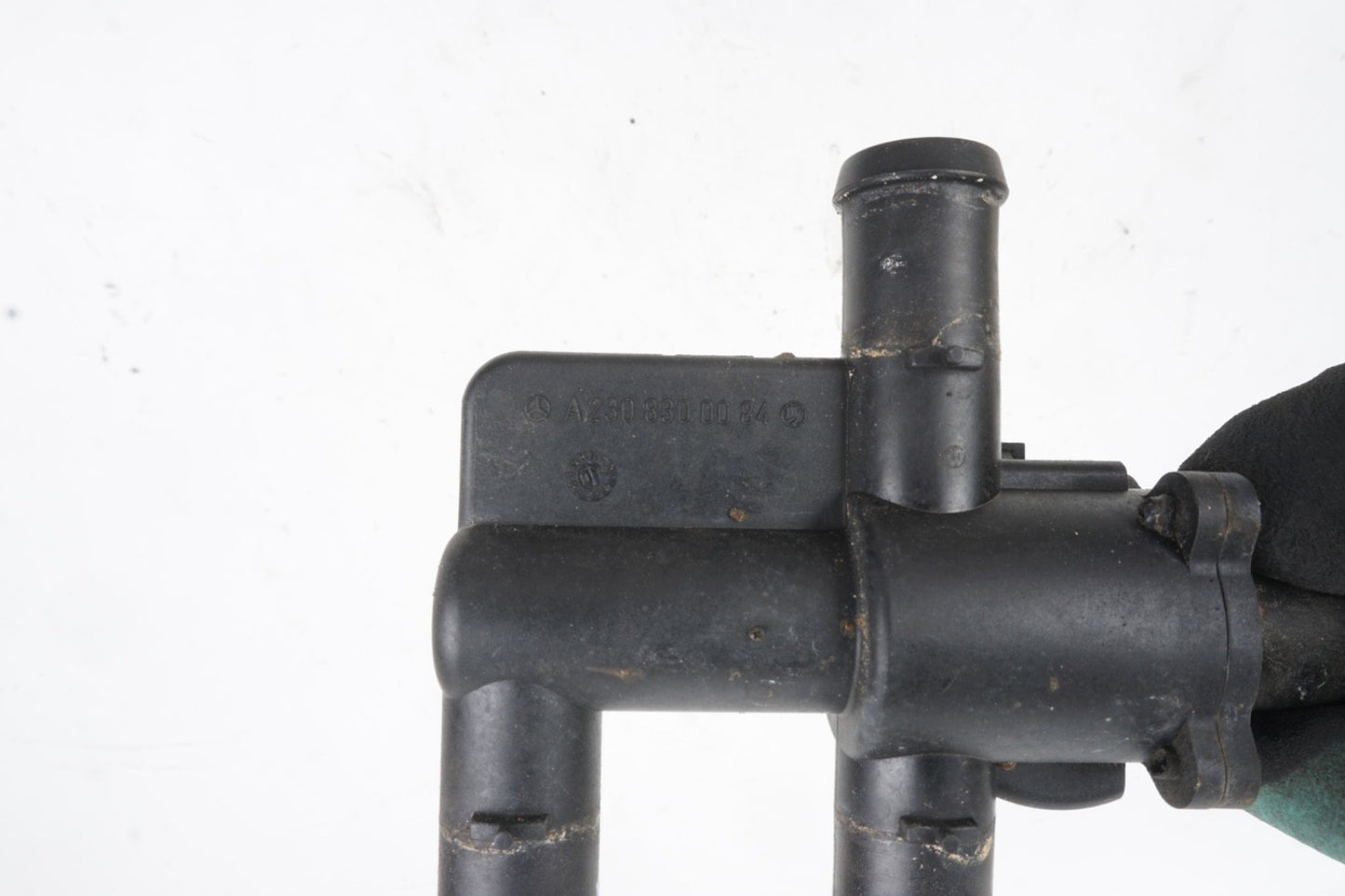 03-12 MERCEDES R230 SL-CLASS HEATER CONTROL VALVE 2308300084 OEM