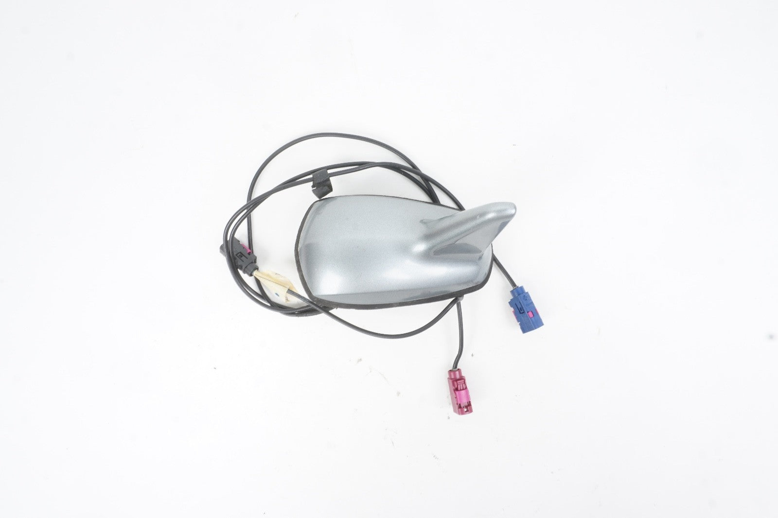 2007 - 13 Mercedes W221 S550 S600 Top Shark Fin Antenna Roof GPS A2218203275 OEM
