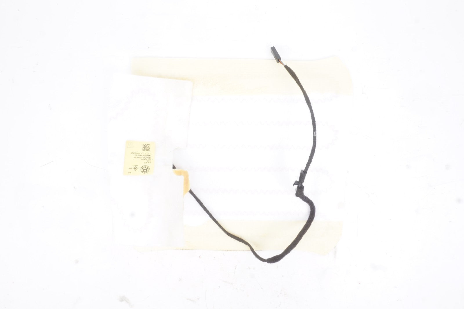 2012-2020 Volkswagen Passat Front Right Passenger Seat Back Upper Heat Mat  OEM