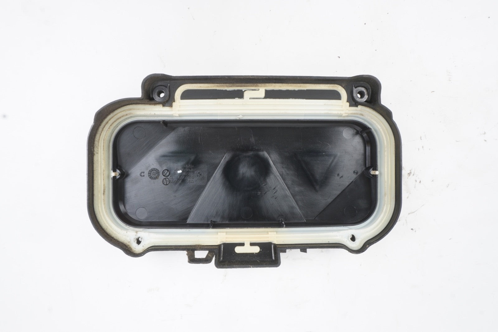2012 - 2014 BMW 650i xDrive Engine ECU Computer Control Module Housing Box Cover