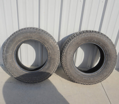 P275/70R17 Kumho Road Venture AT51 Takeoff 114 R Used 10/32 - PAIR